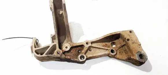 Volkswagen Touran I Front lower control arm/wishbone 1K0199296E