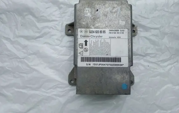 Mercedes-Benz C W204 Airbag control unit/module A2048208085