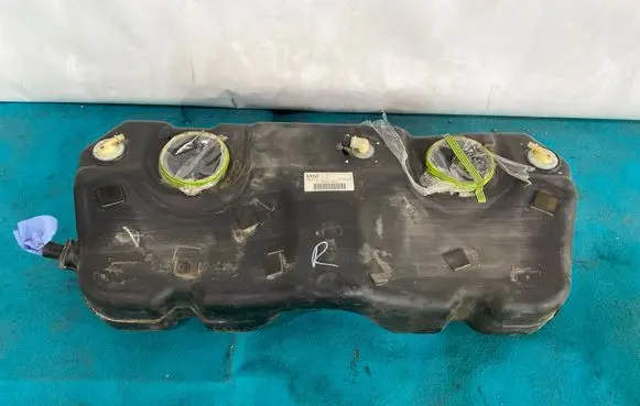 Mini One - Cooper R50 - 53 Fuel tank 6756907
