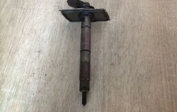Audi A6 S6 C6 4F Fuel injector 059130277A 0445115054