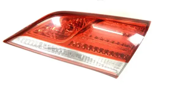 Hyundai i40 Tailgate rear/tail lights 924043Z300