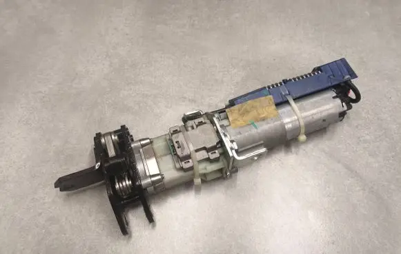 Volkswagen PASSAT B7 Tailgate hydraulic pump motor 3c9827384j