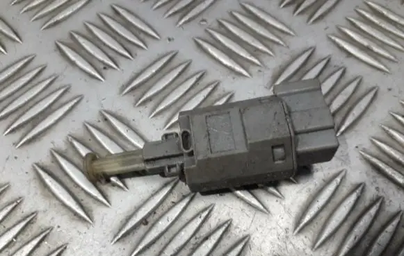 Mazda 626 Brake pedal sensor switch ga2c6649y