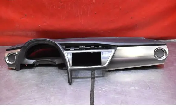 Toyota Auris E180 Dashboard 