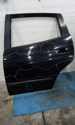 Chevrolet Tacuma Rear door