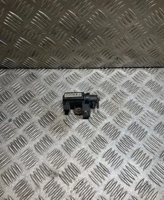BMW 5 E39 Turbo solenoid valve 722796