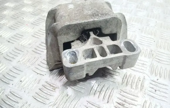 Volkswagen Golf IV Engine mount bracket 1J0199555