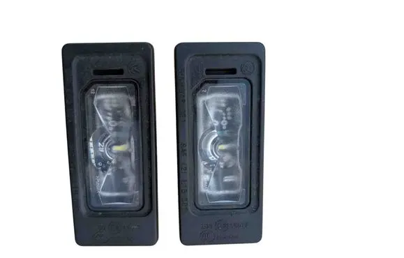 Volkswagen PASSAT B8 Number plate light 5NA943021