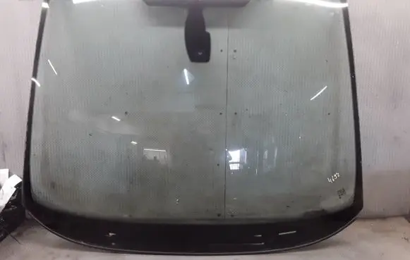 Ford S-MAX Front windscreen/windshield window