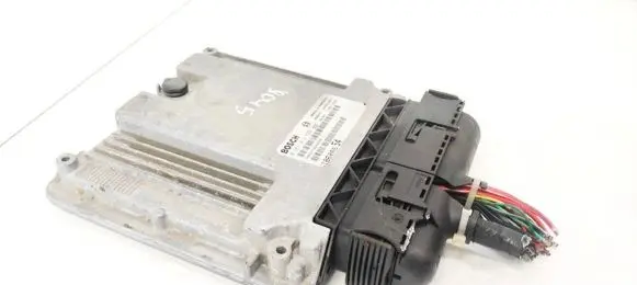 Mitsubishi Grandis Engine control unit/module 1860A654 0281012535