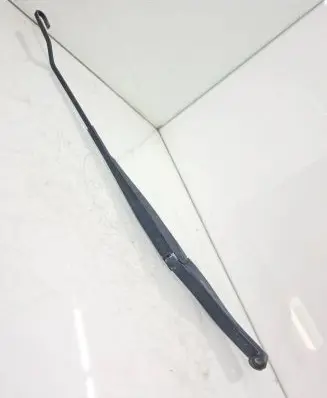 Opel Vectra C Front wiper blade arm 13188258