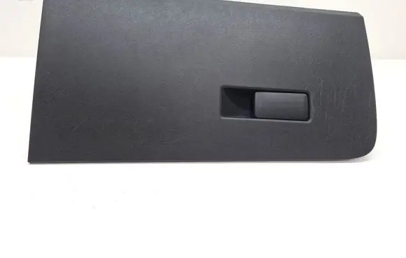 Opel Astra L Glove box 9840540680