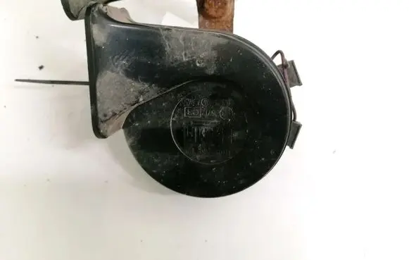 Alfa Romeo 147 Horn signal E335717