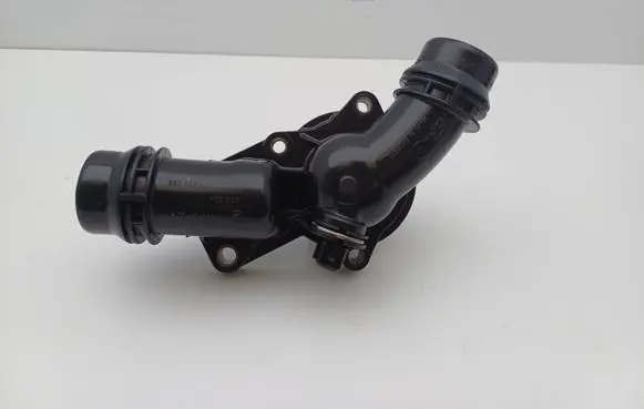 BMW 3 E46 Thermostat housing 1436824 1437040