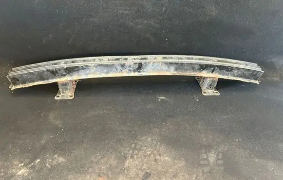 Land Rover Discovery 3 - LR3 Front bumper cross member Dpf000086