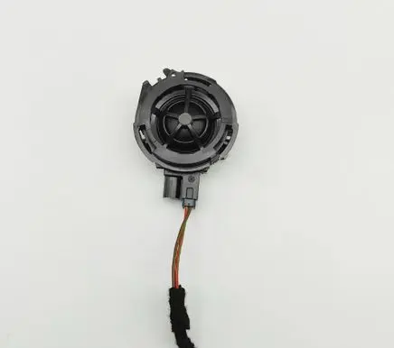 Audi RS Q3 Sportback Front door speaker 83A035398