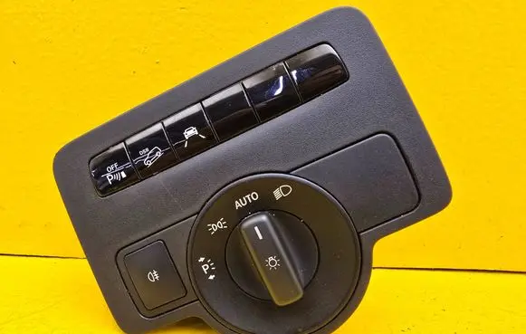 Mercedes-Benz Vito Viano W447 Light switch A2469050250