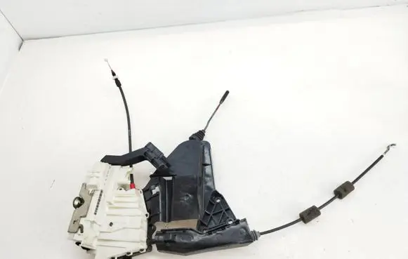 Mercedes-Benz GL X164 Rear door lock 1697302235 A1647331014