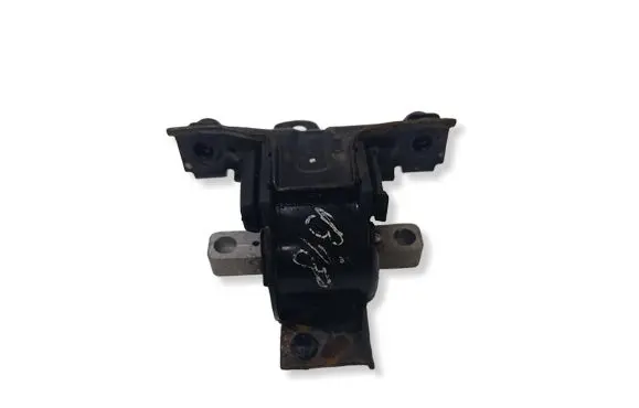 Skoda Rapid (NH) Engine mount bracket 