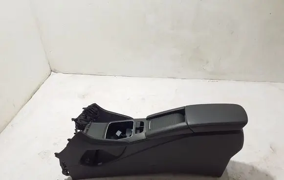 MG ZS Armrest 10295815
