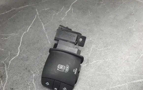 Renault Megane III Head unit multimedia control 255520013r-c