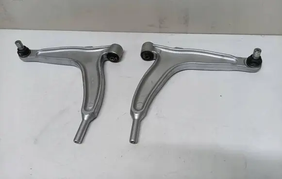 Saab 9-3 Ver2 Front lower control arm/wishbone 