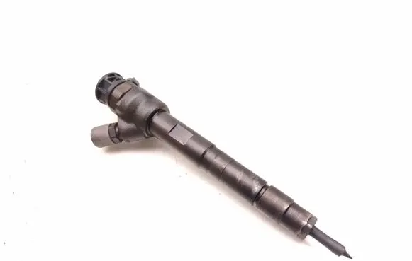 Jaguar F-Pace Fuel injector G4D39K546AA 0445110654
