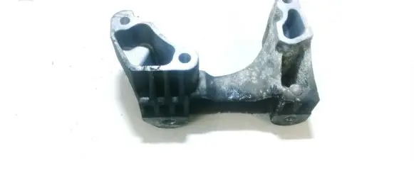 Ford C-MAX I Engine mounting bracket 6g9q6030ab
