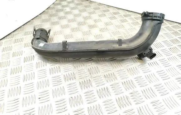 Volkswagen Golf VII Intercooler hose/pipe 04E145673C