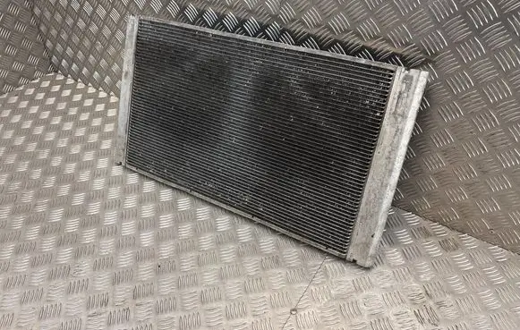 BMW 5 E60 E61 Coolant radiator 7795878 E9990003
