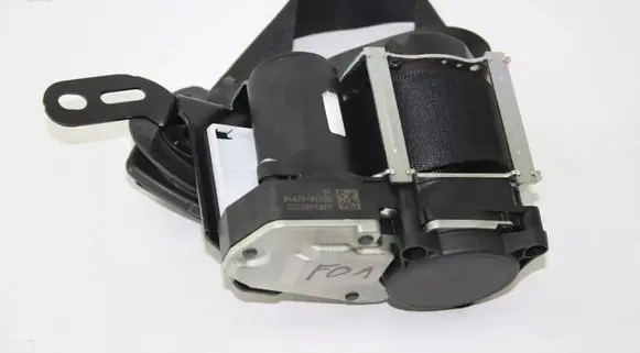 BMW 5 F10 F11 Front seatbelt 