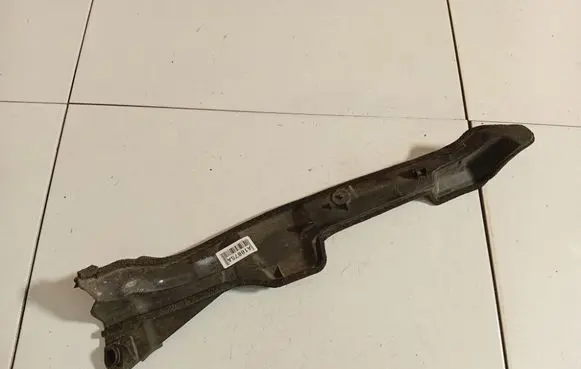 Toyota Auris 150 Other exterior part 5382812070 53828-12070