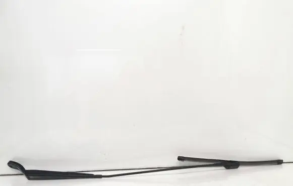 Citroen Berlingo Front wiper blade arm 9682974780
