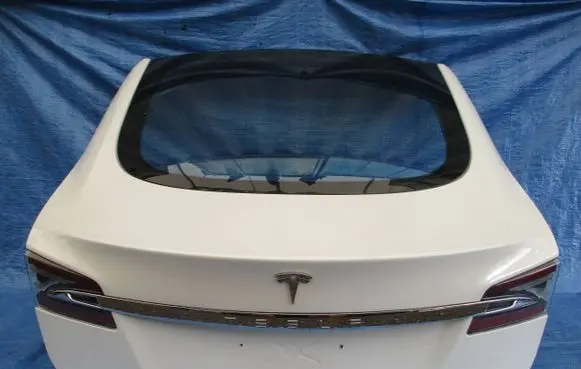 Tesla Model S Tailgate/trunk/boot lid