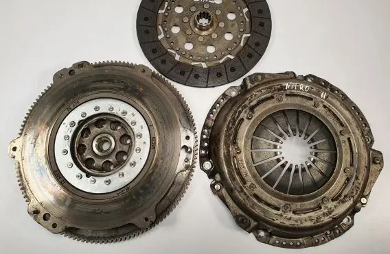 Dodge Nitro Clutch set kit 000421