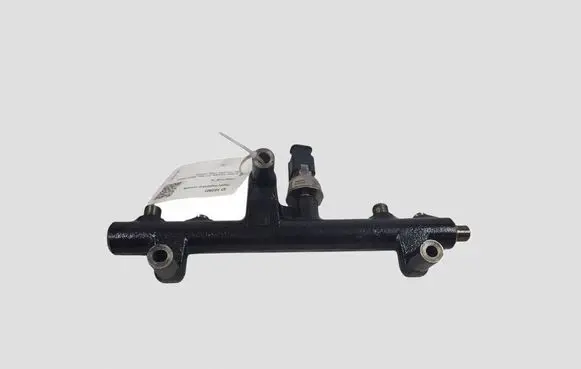 Citroen C5 Fuel main line pipe 9681909680