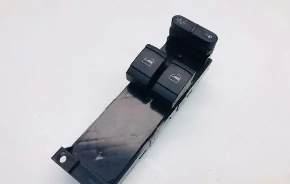 Volkswagen Golf IV Electric window control switch 1J3959857