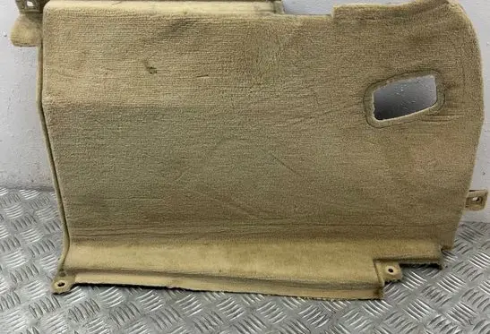 Trunk/boot side trim panel