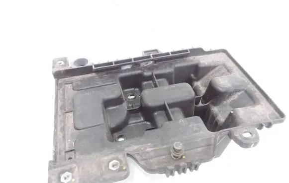 Hyundai Tucson TL Battery tray 37150D7500