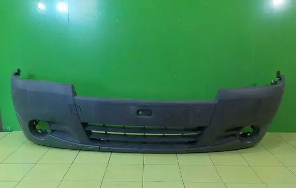 Opel Vivaro Front bumper PRZOD TP139