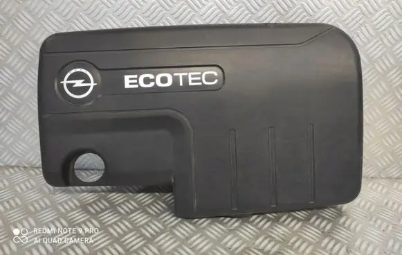 Opel Astra J Engine cover (trim) 55585989