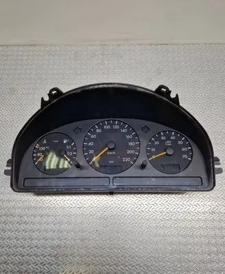 Mercedes-Benz ML W163 Speedometer (instrument cluster) 3329130030