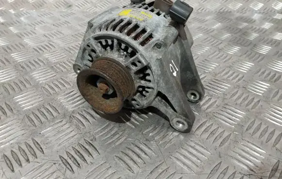 Toyota Corolla E120 E130 Generator/alternator 2706022030 1022111910