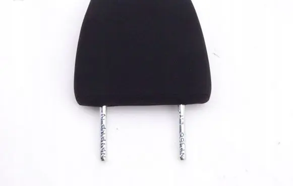 Nissan Navara Rear seat headrest 