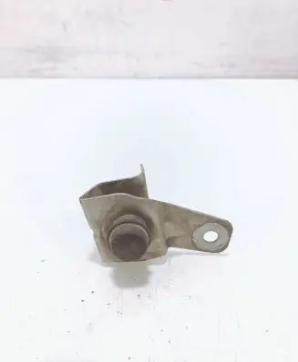Radiator support slam panel bracket