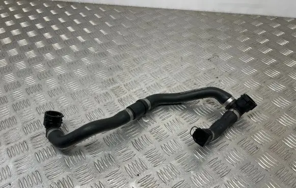 Mercedes-Benz E W213 Engine coolant pipe/hose A2135015301 18566687 CT159249