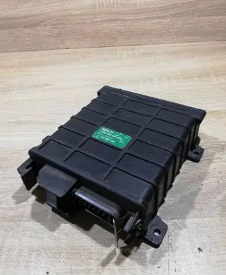 Audi 80 90 S2 B4 Engine control unit/module ECU 811906264 0280800104