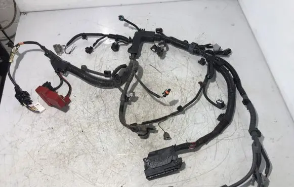 Toyota Yaris Engine installation wiring loom 8281552410