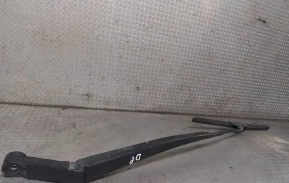 Toyota Yaris Windshield/front glass wiper blade 