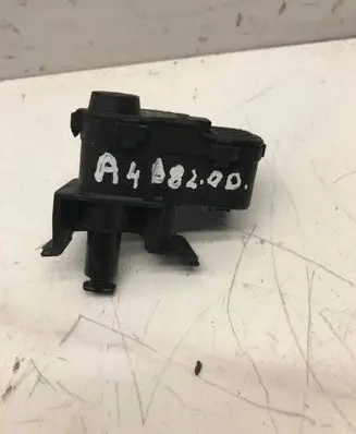 Audi A4 S4 B8 8K Fuel tank cap lock motor 8K0862153F 008050